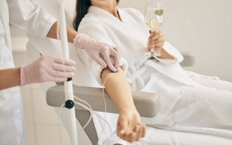 Bệnh nhân sau khi thực hiện thủ thuật cần nghỉ ngơi